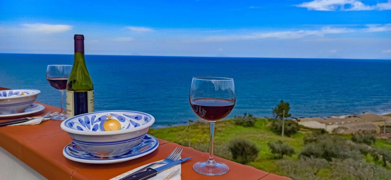 Tenuta Petreria Santo Stefano di Camastra Bagian luar foto
