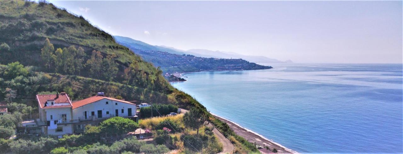 Tenuta Petreria Santo Stefano di Camastra Bagian luar foto
