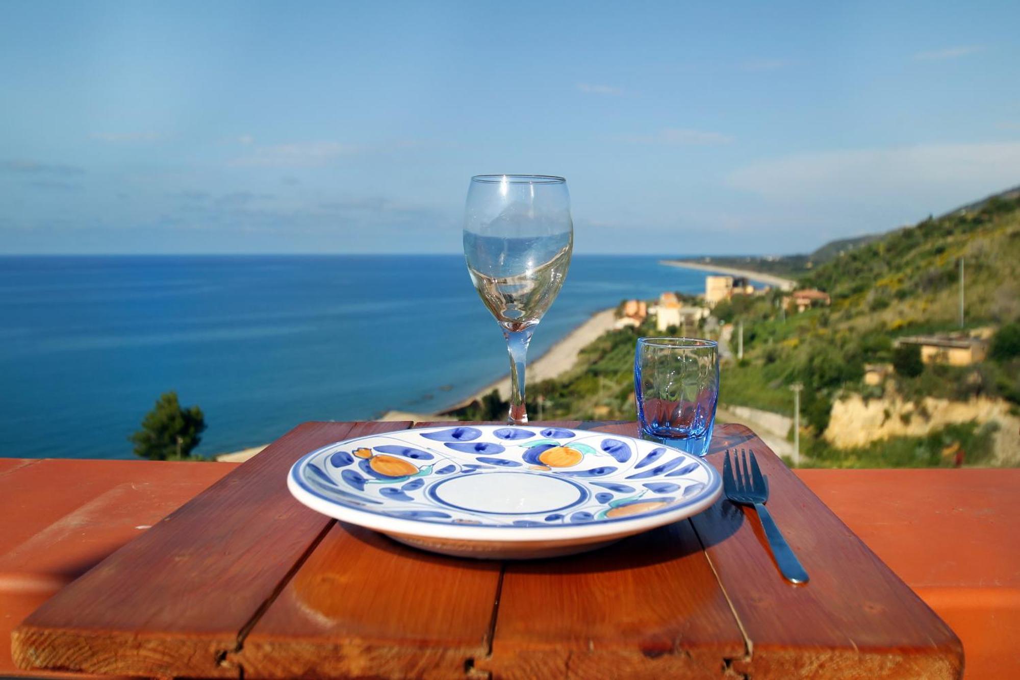 Tenuta Petreria Santo Stefano di Camastra Bagian luar foto